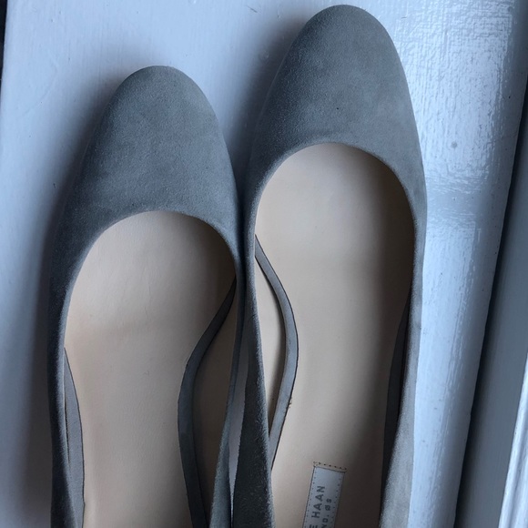 Cole Haan Suede Round Toe Pumps Light Gray Size 9 - Picture 8 of 8
